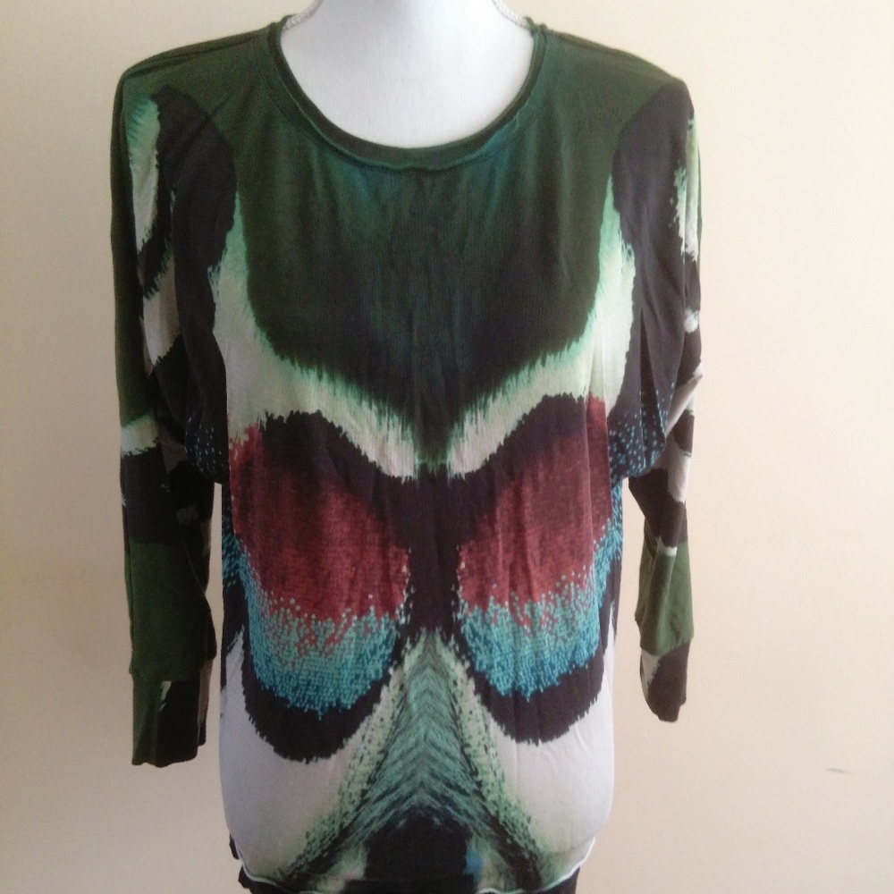 3/4 Length Sleeve Knit Shirt Sweater